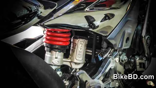 Bajaj-discover-150F shock- suspension